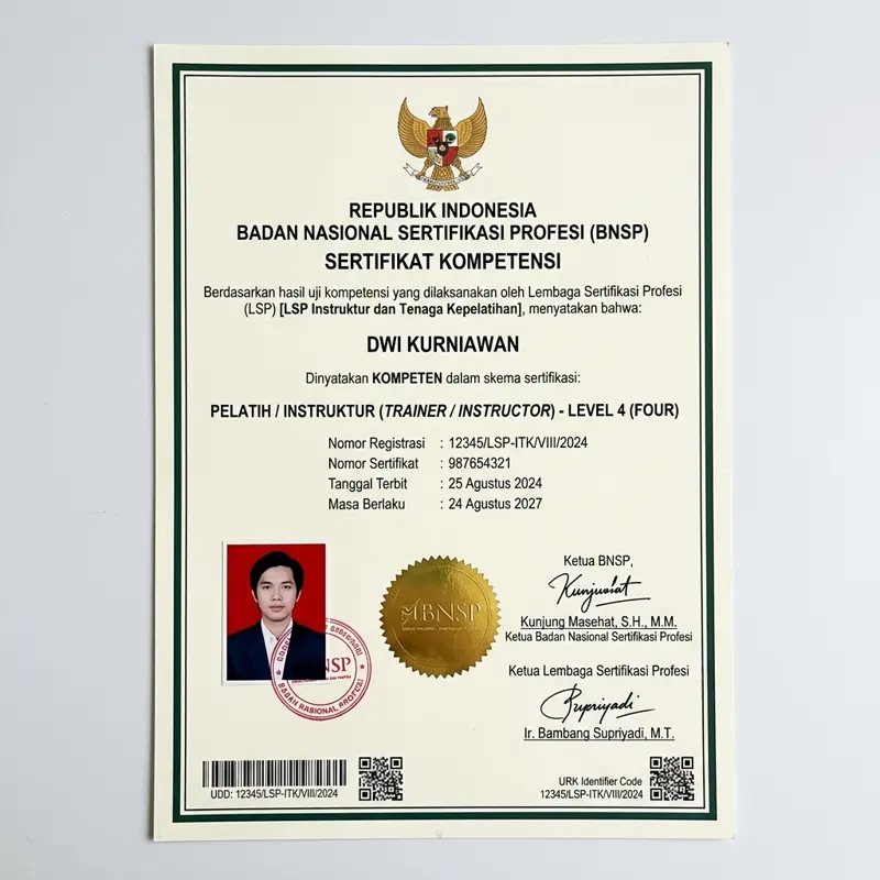 Sertifikat Kompetensi BNSP TOT Level 4 Dwi Kurniawan